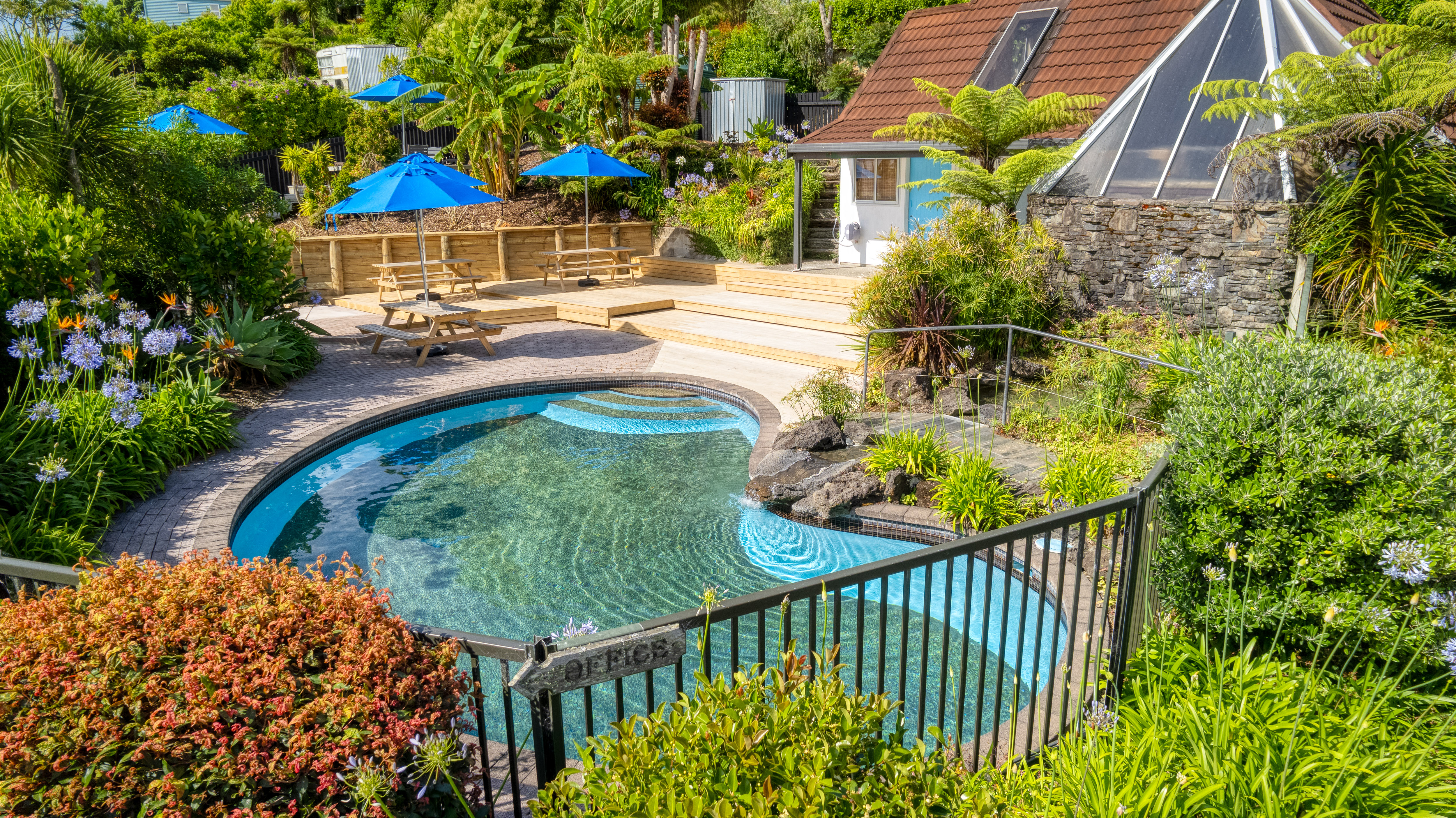 Welcome to The Captains Motel